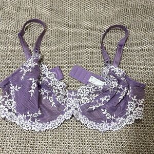 Wacoal Lavender Lace Bra